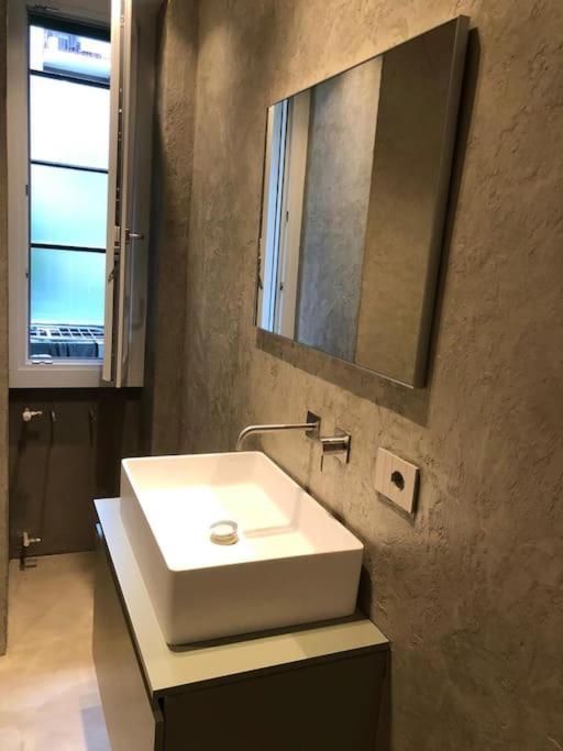 Duca Dei Navigli - Luxury Apartment In Milán Exteriér fotografie